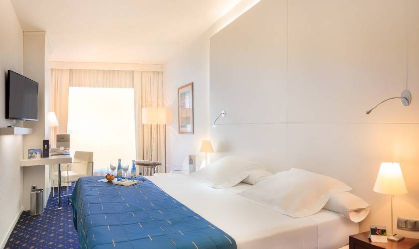 Junior suite familiar Hotel SH Valencia Palace Junior suite familiar Hotel SH Valencia Palace