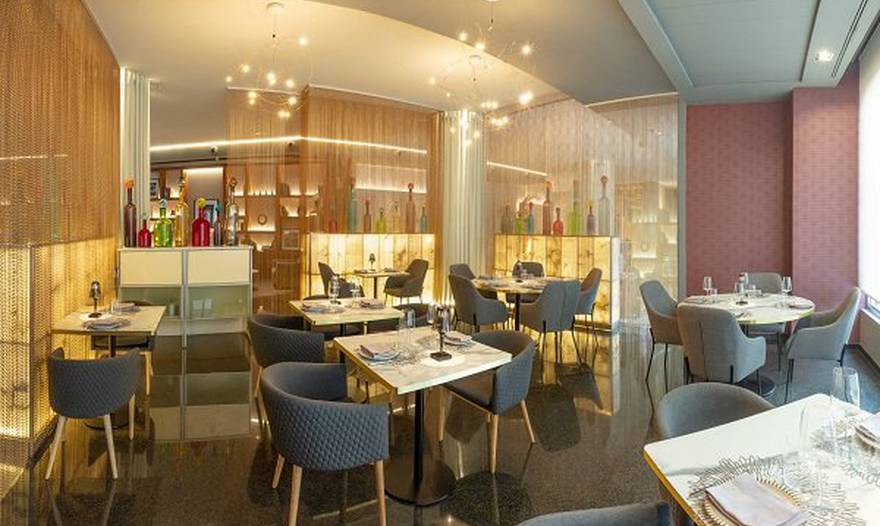 Gold gastrobar Hotel SH Valencia Palace Gold gastrobar Hotel SH Valencia Palace