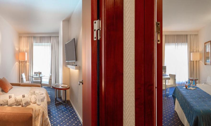 Junior suite familiale Hotel SH Valencia Palace Junior suite familiale Hotel SH Valencia Palace