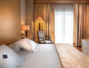 Suite presidencial Hotel SH Valencia Palace Suite presidencial Hotel SH Valencia Palace